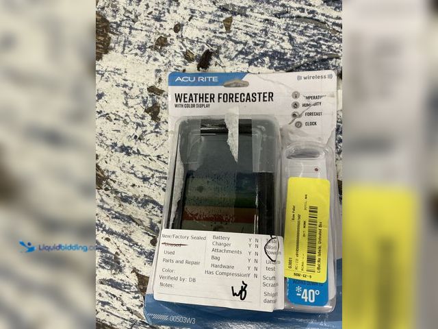 Lot 49-5541777 - AcuRite 00509 Color Weather Station with Count Temperature/Humidity/Forecast,Black and White (tested...