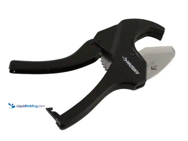 Lot 49-1550460 - Husky 2 in. Ratcheting PVC Cutter, Cuts up to 2" PVC, CPVC, and PEX piping, Model # 16PL0805, Slight...