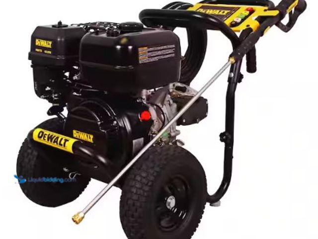 Lot 49-1625866 - DEWALT 4400 PSI 4.0 GPM Gas Pressure Washer with 420cc Engine, Triplex Pump, Commercial Cold Water P...
