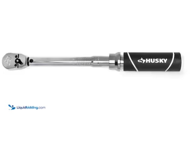 Lot 49-2026093 - Husky 40 in./lbs. to 200 in./lbs. 1/4 in. Drive Torque Wrench, Model # H4DTWA-03. MSRP: $88.97.  Sli...