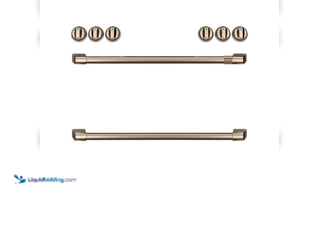 Lot 49-5552113 - Cafe
Front Control Induction Range Handle and Knob Kit in Brushed Bronze. Model # CXFCHHKPMBZ. Unus...