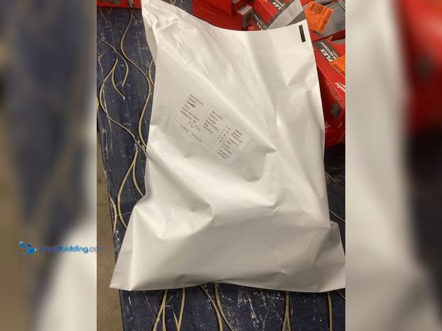 Lot 49-3539711 - Milwaukee Long Sleeve Work Tee Hybrid 604G-M - Size Medium - Gray - 74761 Item is unused in a PK of ...