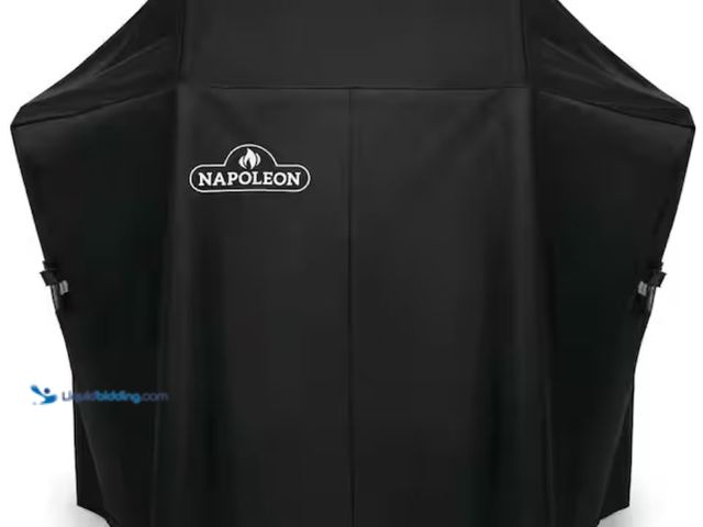 Lot 49-3614417 - NAPOLEON Rogue 425 3-Burner Premium Grill Cover Only in Black, Model # 61427, Slightly used.  Ref#SB...