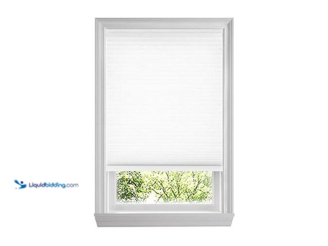 Lot 49-3616920 - Set of (2) Snow Drift Cordless Light Filtering Cellular Window Shades - 36.375 in.W x 48 in. L - Unu...