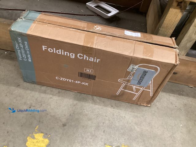 Lot 49-3531637 - Sweetcrispy Folding Chair 4 Pack, Leather Padded Folding Chairs, Sturdy Metal Foldable Chairs, Easy ...