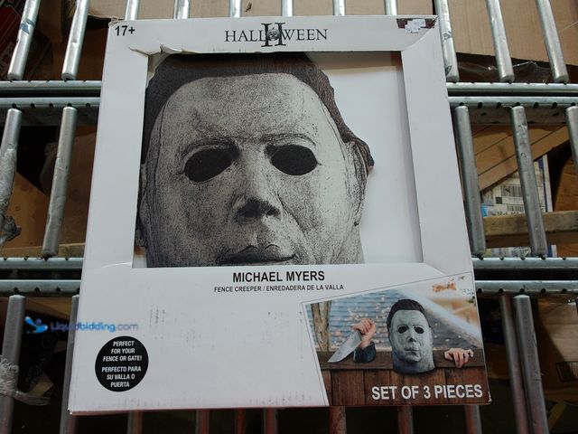Lot 49-3469354 - Michael Myers Fence Creeper Halloween 2 Movie Decoration Model #205140468997, New  Ref#CRS0924