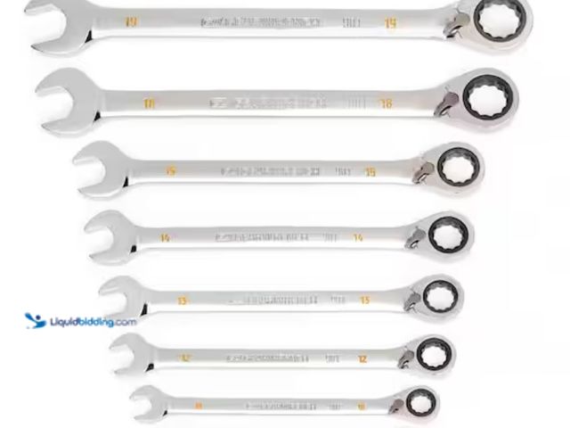 Lot 49-3614346 - GEARWRENCH Metric 90-Tooth Reversible Combination Ratcheting Wrench Set (NOTE: Missing 18 mm.) Model...