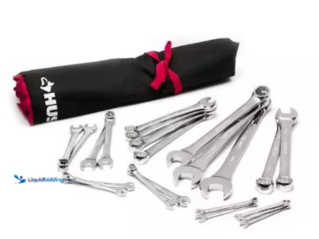 Lot 49-5436912 - Husky Master Metric Combo Wrench Set (22-Piece). Model # HCWMMMS. Unused.