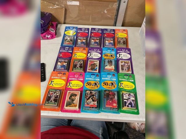 Lot 49-5467339 - Other LOT OF 15 SPORTS AMERICA CLUB BASEBALL CARD PACKS ALL SEALED INCLUDING TEAM SETS LIKE CHICAGO,...