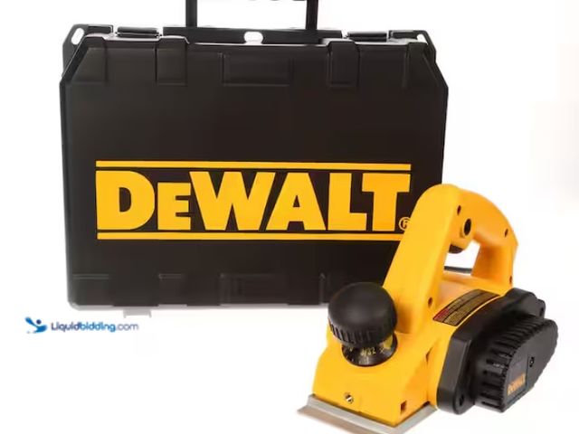 Lot 49-3433433 - DEWALT 7 Amp Corded 3-1/4 in. Hand Planer Kit, Model # DW680K, Slightly used, Works, Powers on.   Re...