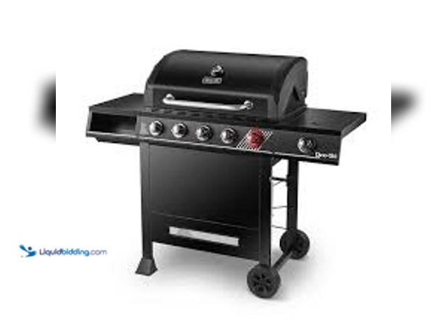 Lot 49-5415252 - Dyna-Glo 5-Burner Propane Gas Grill in Matte Black with TriVantage Multifunctional Cooking System. M...