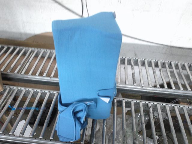 Lot 49-3463537 - Hip abductor pillow, blue, unused.   Ref#MTMED-0804