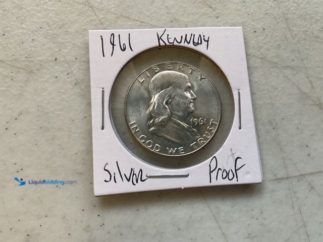 Lot 49-1810250 - PROOF CONDITION 1961 FRANKLIN HALF DOLLAR COIN 90% SILVER