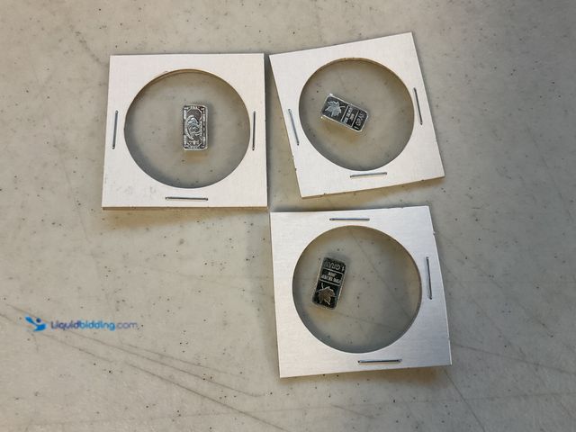 Lot 49-1810302 - LOT OF 3 1 GRAM EACH .999 FINE SILVER BARS  #COINS1113