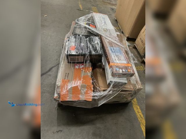Lot 49-5440052 - Pallet Of Miscellaneous Flooring, Different Makes, Colors and sizes. IMPORTANT Please note that the ...