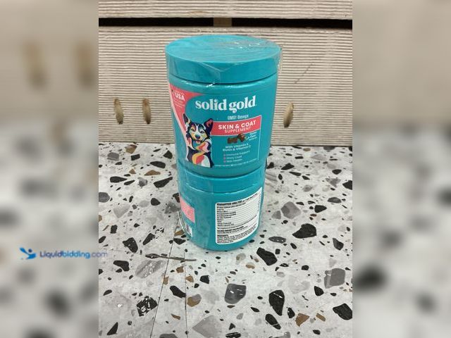 Lot 49-5485764 - QTY 2 - Solid Gold OMG! Chicken Flavored Soft Chews Omega 3 Fish Oil Supplement for Dogs, 60 count. ...