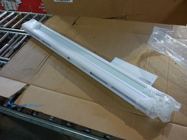 Lot 49-1548672 - 34in x 72in White Cordless Cellular Shades, Unused  Ref#AHDPA1023