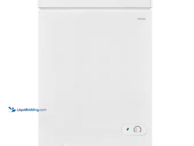 Lot 49-1578147 - Vissani 5.0 cu. ft. Manual Defrost Chest Freezer with LED Light in White, Garage Ready, Model # HMCF...