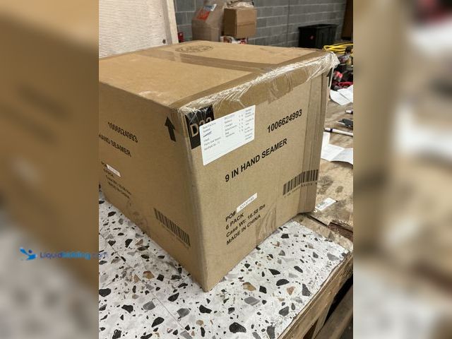 Lot 49-5485237 - QTY 6 - 9 in. Aluminum Hand Seamer. Model # S9R TS. Unused.