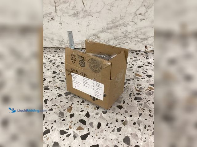 Lot 49-5452428 - Milwaukee 5.0 AH Battery Pack. Item is unused.