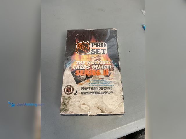 Lot 49-1820867 - COLLECTIBLE FACTORY SEALED 1990/91 36 PACK WAX PACK BOX PRO SET SERIES 2 NHL HOCKEY TRADING CARDS. A...