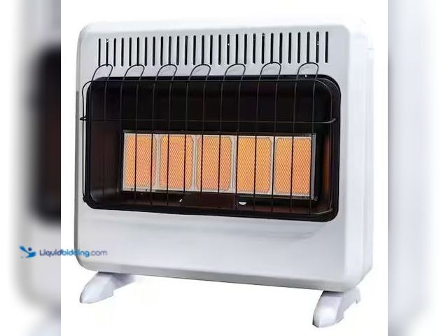 Lot 49-3536709 - Mr. Heater
30,000 BTU Vent Free Radiant Natural Gas or Propane Dual Fuel Space Heater Internet # 31...