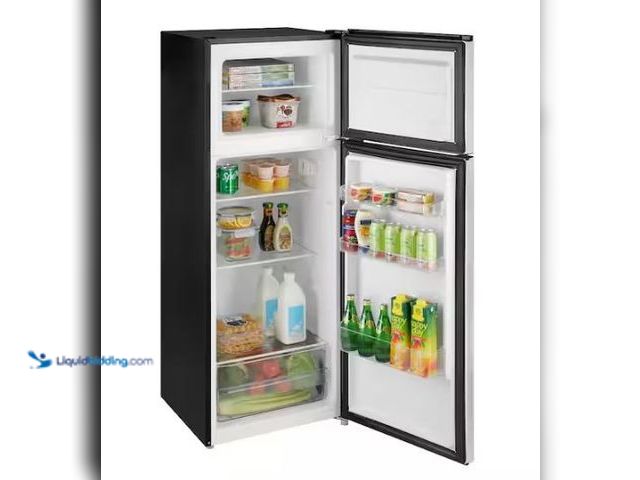 Lot 49-1549224 - Vissani 7.2 cu. ft. Top Freezer Refrigerator in Stainless Steel Look, Model # MDTF7SSES4, Slightly u...