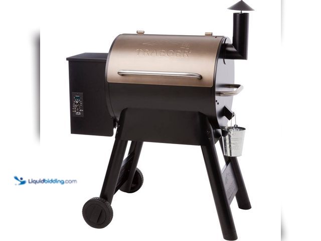 Lot 49-5487451 - Traeger
Pro Series 22-Pellet Grill and Smoker in Bronze (scuffs and scratches) Unused