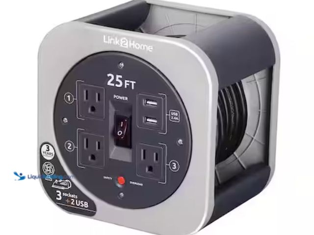 Lot 49-2001330 - Link2Home 25 ft. 16/3 Extension Cord Storage Reel with 3 Grounded Outlets 2 USB 3.4 Amp and Overload...
