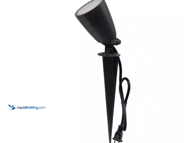 Lot 49-1624386 - Lot of (4) Commercial Electric Line Voltage Bronze LED Landscape Flood Light with Spike Model # SPKP...