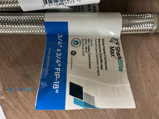 Lot 49-5413300 - 2pck of Sharkbite Max 3/4 in. Push-to-Connect x 3/4 in. FIP x 18 in. Heater Connector Ba