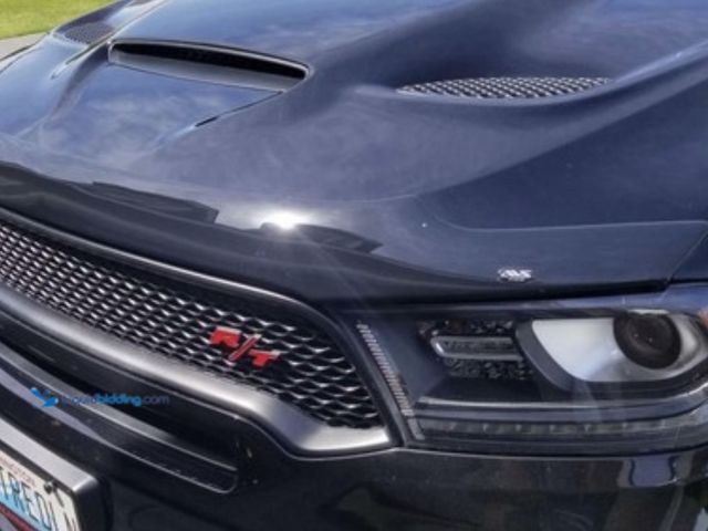 Lot 49-1807073 - AVS 322038 Aeroskin Smoke Hood Protector Bug Shield for 11-19 Dodge Durango / New