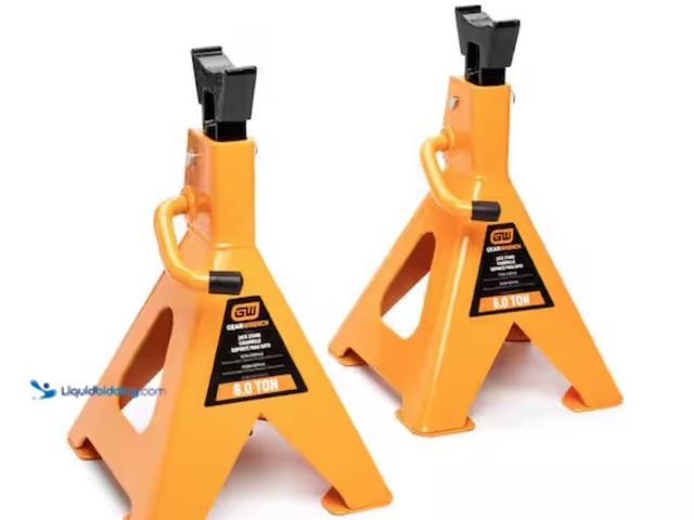 Lot 49-2020912 - GEARWRENCH 6-Ton Ratcheting Jack Stands (2-Piece), Model # GWJS6T. MSRP: $84.99. New.  Ref#SR0918