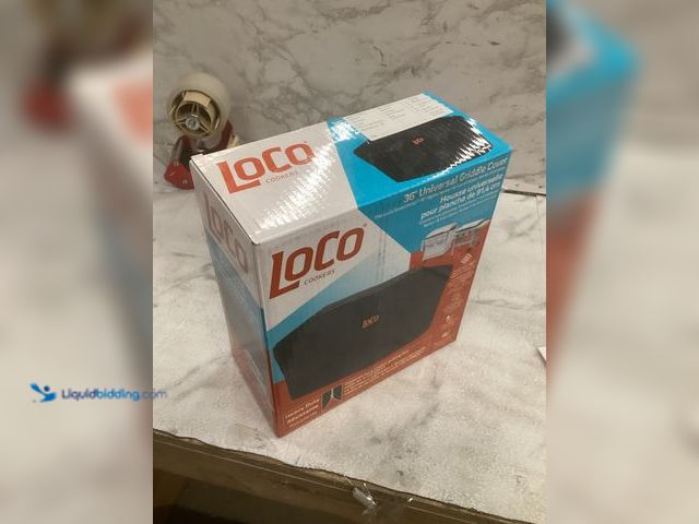 Lot 49-3539281 - 36 in. Universal Griddle Cover. Model # 20230502103. Unused