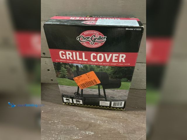 Lot 49-3539441 - Char-Griller
Smokin Champ Grill Cover New