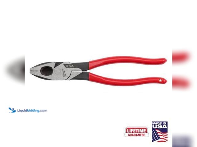 Lot 49-5559325 - Milwaukee 9 in. Lineman's Pliers with Fish Tape Puller and Dipped Grip. Model # MT500. unused