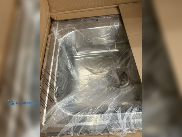 Lot 49-5484831 - Glacier Bay Single Bowl Kitchen Sink - 20 gauge Brushed Stainless Steel 114 559 Unused