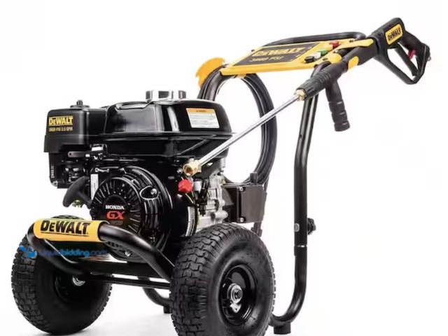 Lot 49-2005513 - DEWALT 3600 PSI 2.5 GPM Gas Pressure Washer with Honda GX200 Engine, Heavy-Duty Commercial Cold Wate...