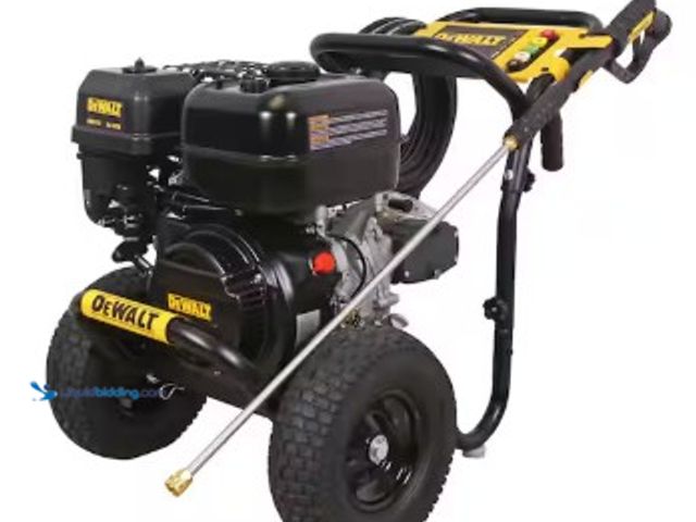 Lot 49-2022904 - DEWALT 4400 PSI 4.0 GPM Gas Pressure Washer with 420cc Engine, Triplex Pump, Commercial Cold Water P...