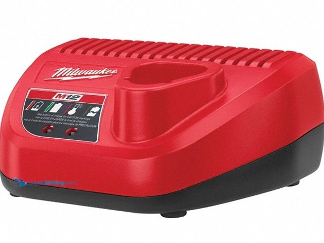 Lot 49-5560185 - Milwaukee Tool
M12™ Lithium-Ion Battery Charger. Mfr# 48-59-2401. Unused and powers on