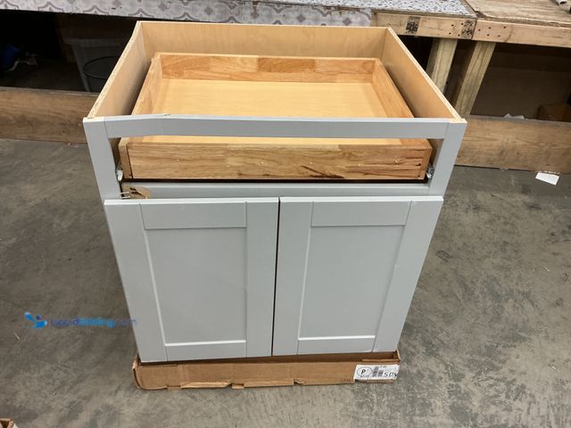 Lot 49-5437424 - PARTS AND REPAIR. Hampton Bay Shaker 30 in. W x 24 in. D x 34.5 in. H Assembled Base Kitchen Cabinet...