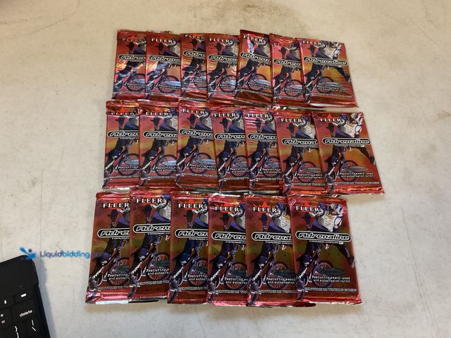Lot 49-1505591 - Other LOT OF 20 NON SPORT FLEER ADRENALINE TRADING CARD PACKS ALL SEALED #COINS1211