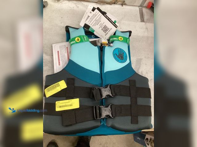 Lot 49-5545753 - Youth Size Life Jacket 55-88 Lbs, Unused