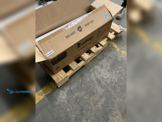 Lot 49-5572563 - **INDOOR UNIT ONLY** ZOKOP 12000 BTU 115V Mini Split Air Conditioner. **INDOOR UNIT ONLY** . Model: ...