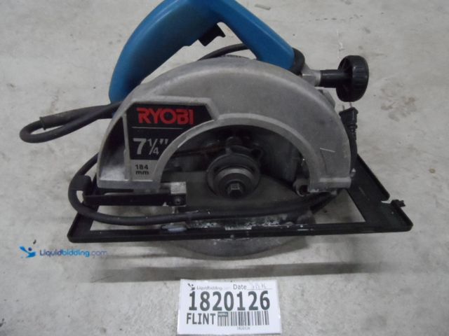 Lot 49-1820126 - 1 Ryobi W-620 Electric Powered Electric Circular Saw Ryobi 7 1/4" Electric Circular Saw Used In Fair...
