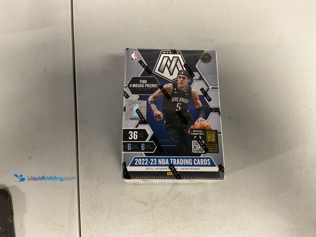 Lot 49-1811382 - COLLECTIBLE FACTORY SEALED 2022-23 MOSAIC BASKETBALL BLASTER BOX.