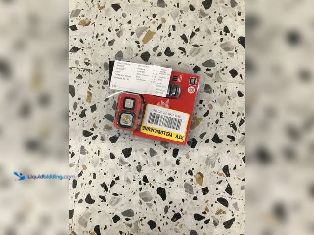 Lot 49-5478408 - Milwaukee
450 Lumens LED Spot/Flood Headlamp Internet # 309838475
Model # 2104
Store SKU # 100451...