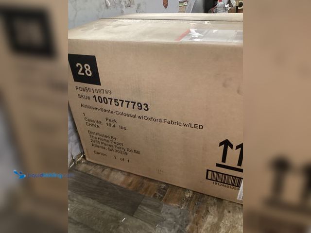 Lot 49-5448773 - Airblown Santa Colossal with oxford fabric with led Yard Inlateable. Unused