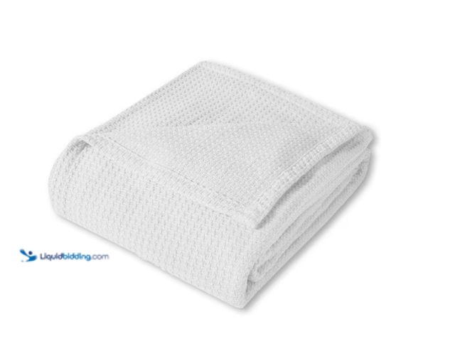 Lot 49-1571063 - Sweet Home Collection 100% Cotton Grand Hotel Oversized Blanket, Full/Queen, White, Model # BL-GRAND...