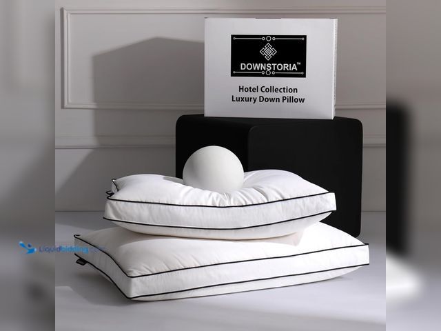 Lot 49-5485963 - Feather Down Pillows King Size Set of 2 with Gusset, Luxury Hotel Collection Bed Pillow 2 Pack, Down...